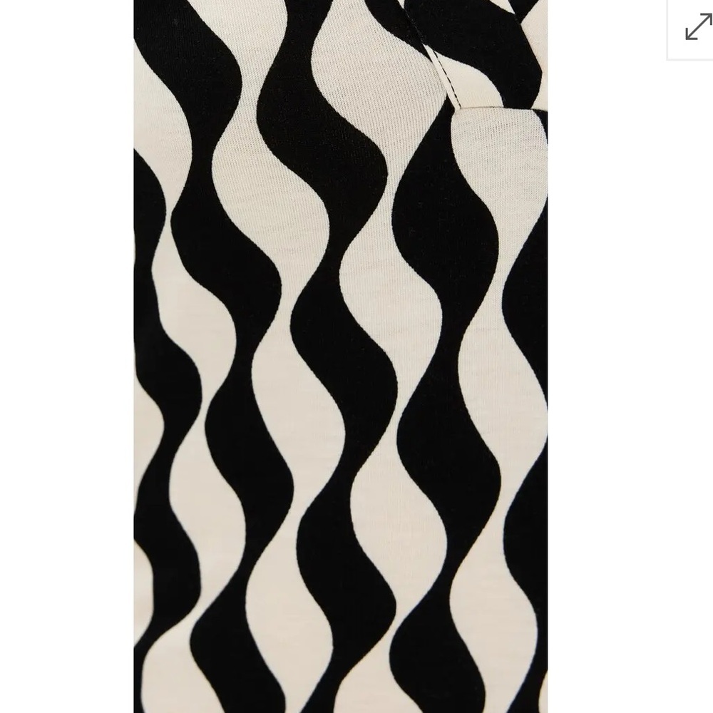 Rixo Dress Tillie Maxi Jersey Collar in Mono Wave Black White - Picture 3 of 7